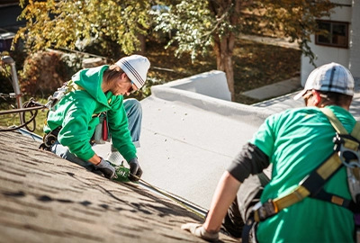 Dachdecker als Subunternehmer für Dachsanierung und Neueindeckung